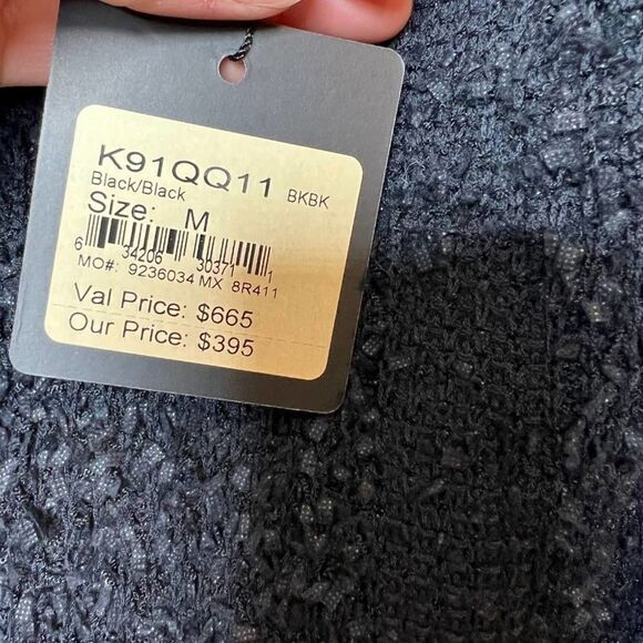 St. John Womens Black Knit Textured Sleeveless Back Zip Blouse Top Size Medium - Picture 7 of 8